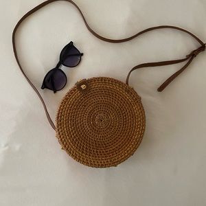 Weaved Basket Purse and Sun Glasses Set